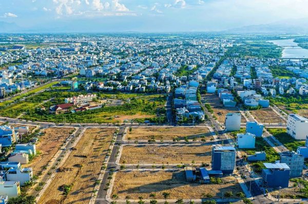 Đất nền pháp lý rõ ràng, vị trí đẹp, quy hoạch bài bản được săn lùng. Ảnh: thuonggiaonline